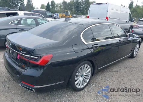 2020 BMW 740 z USA, uszkodzony, nr VIN WBA7T2C0XLCD53524